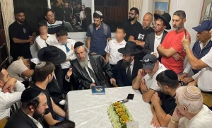 מעמד ייסוד שיעורי תורה חדשים במעונו של הגאון הגדול רבי דוד כהן שליטא