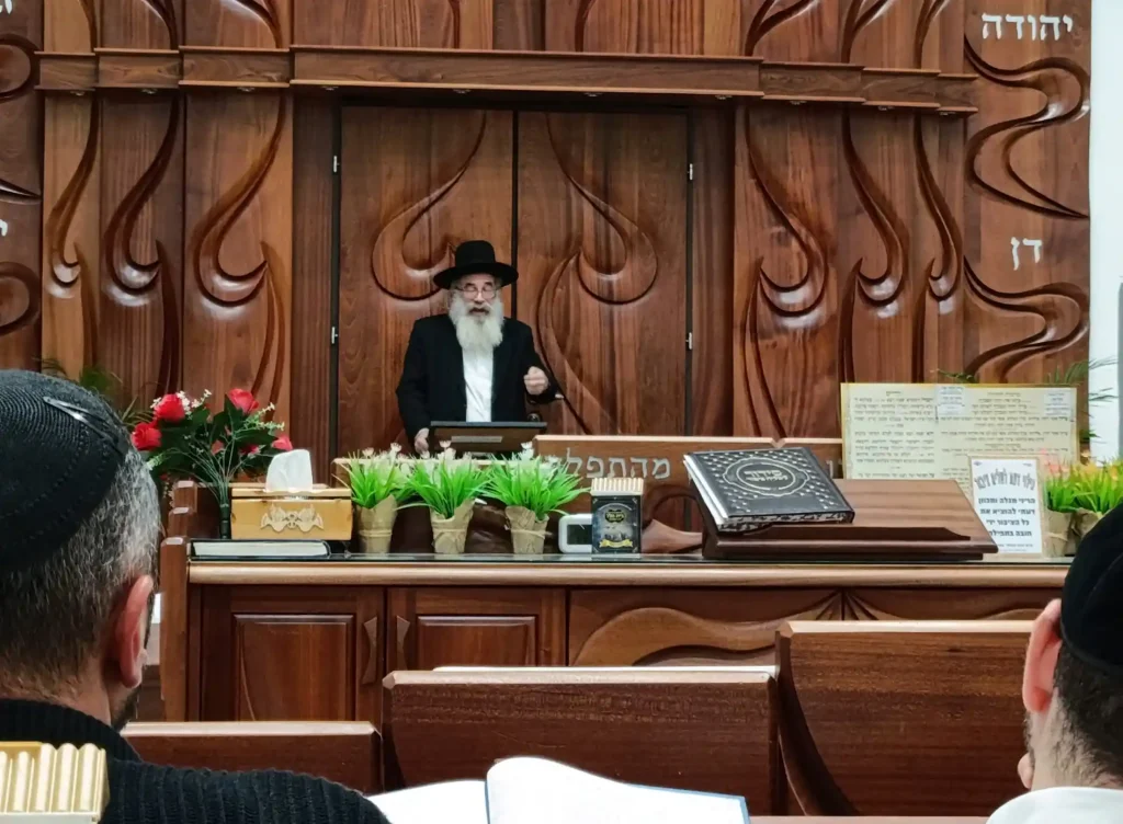 ראש הישיבה בחדוות התורה בבית מדרש אור יהודה